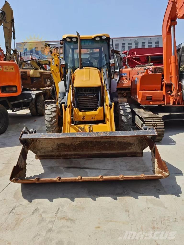 JCB 3 CX Ekskavaatorlaadurid