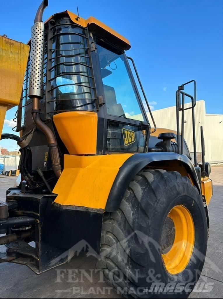 JCB 714 Liigendraamiga pinnaseveokid