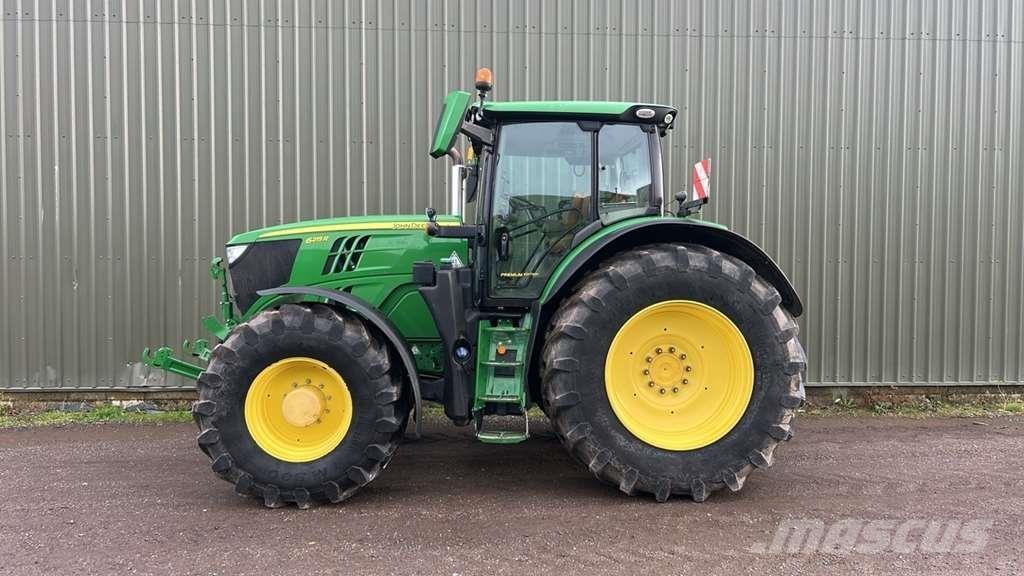 John Deere 6215R Traktorid