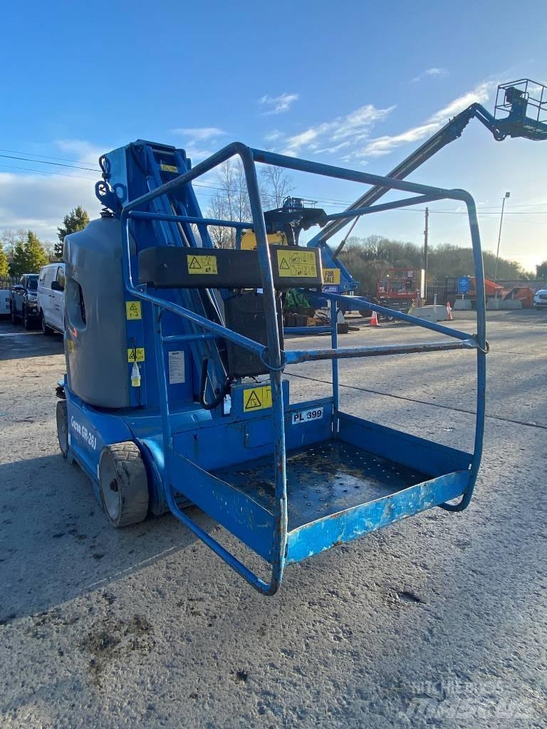 Genie GR 26 J Vertikaalsed mast tõstukid