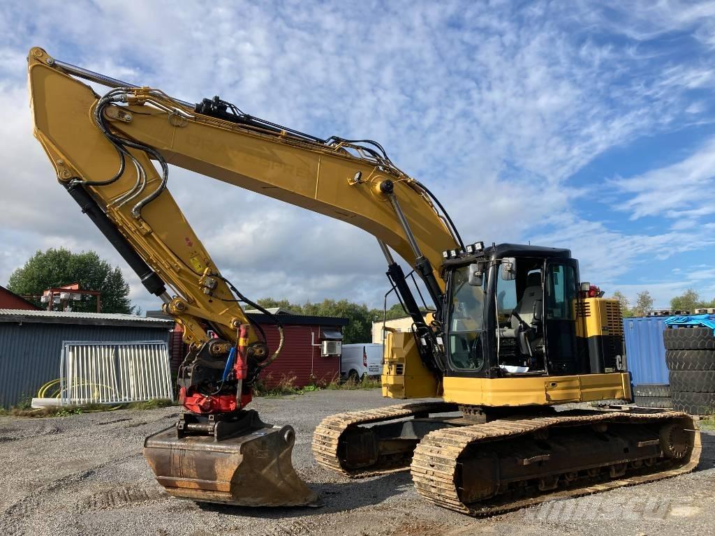 CAT 321 D Roomikekskavaatorid