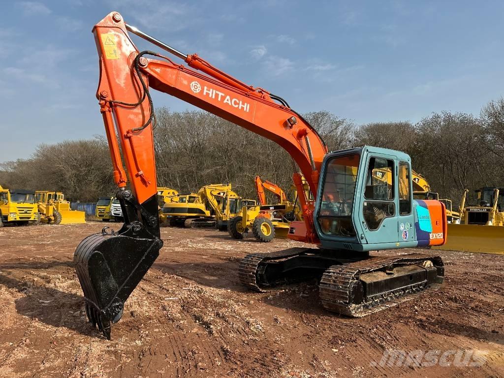Hitachi EX 120 Roomikekskavaatorid
