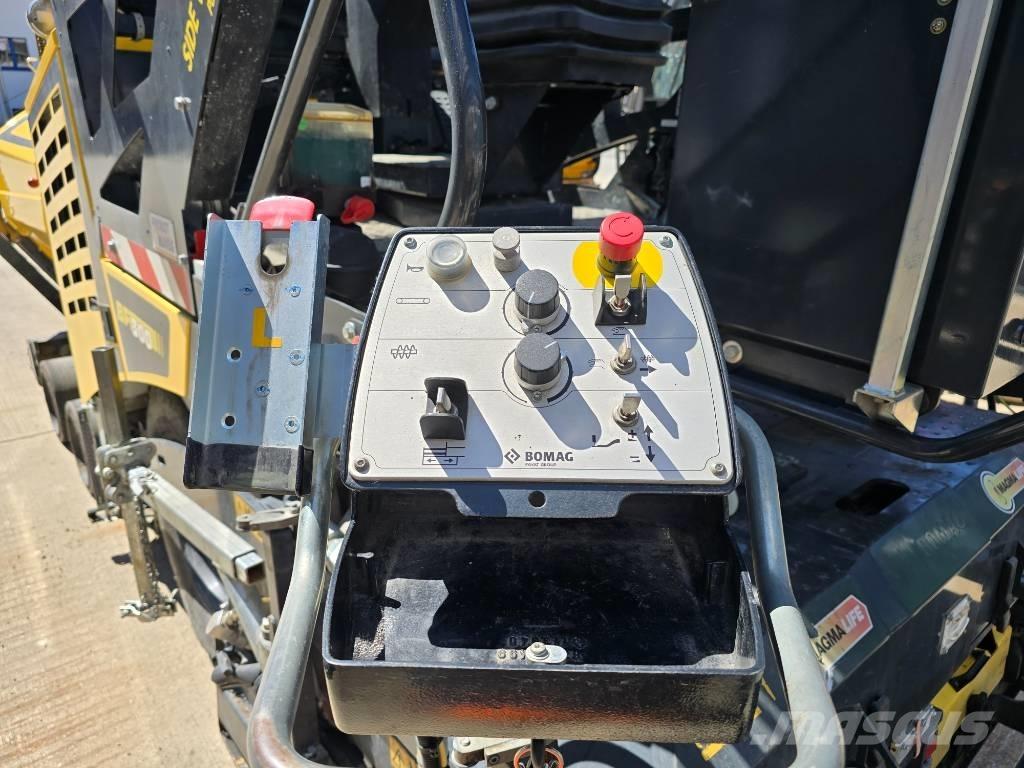 Bomag BF 300 P-2 Asfaldilaoturid