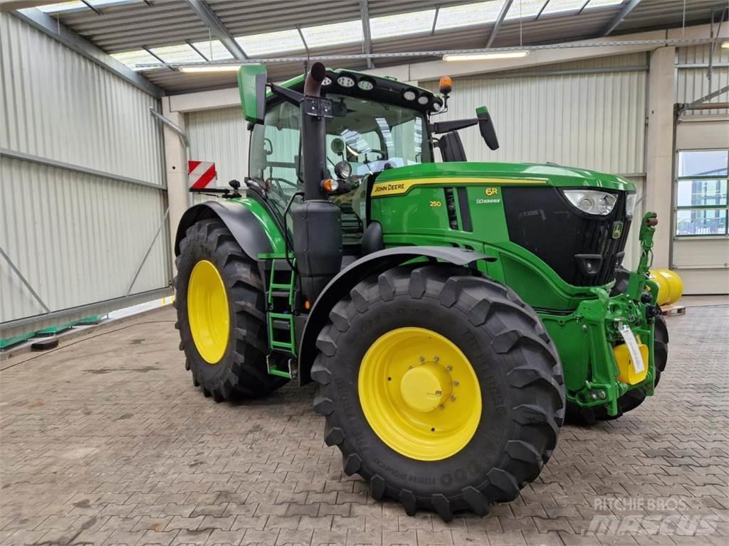 John Deere 6R 250 Traktorid