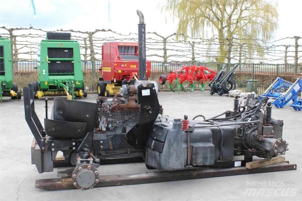 Renault Ares 626RZ Traktorid