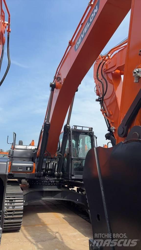 Develon DX 360LCA-7B Roomikekskavaatorid
