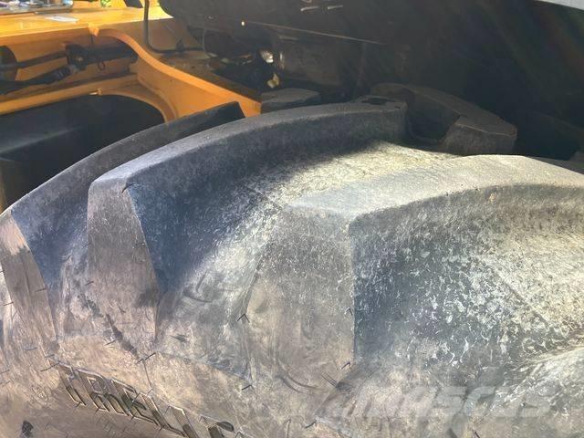 JCB 3CX Plus AEC Ekskavaatorlaadurid