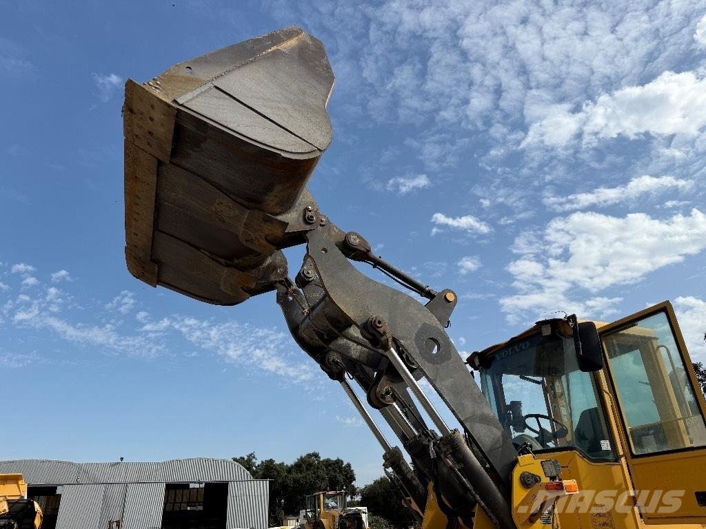 Volvo L 90 E Rataslaadurid