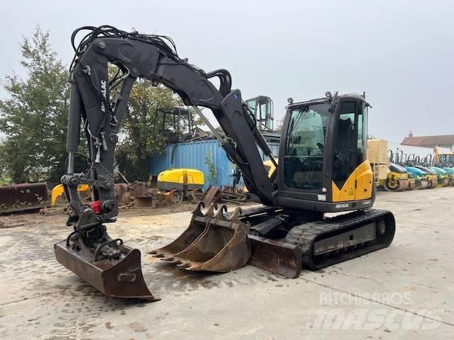 Mecalac 8 M CR Väikeekskavaatorid 7t-12t