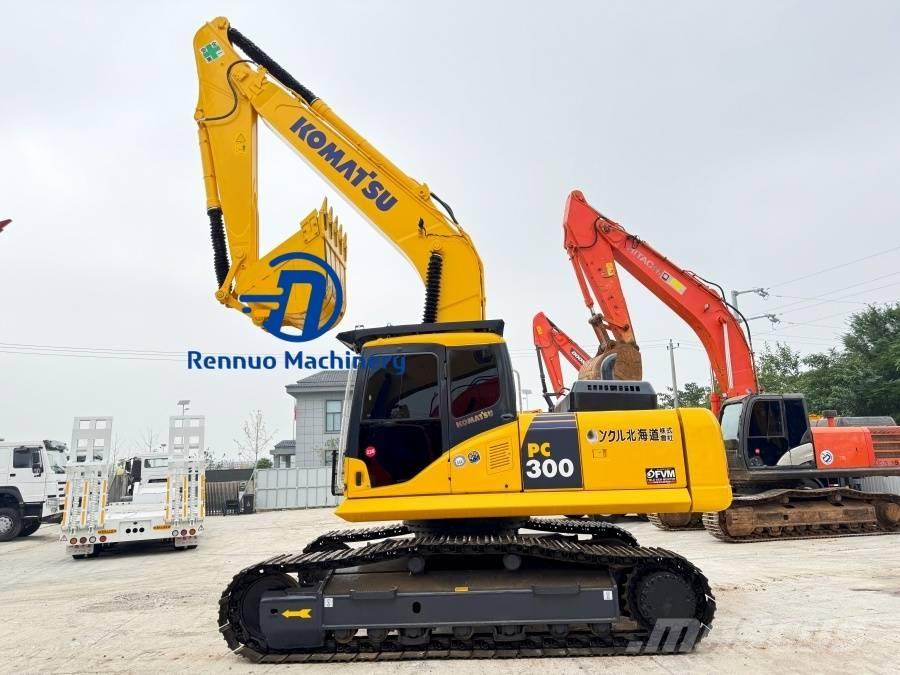Komatsu PC 300 Roomikekskavaatorid