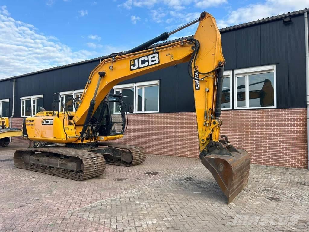 JCB JS220LC Roomikekskavaatorid