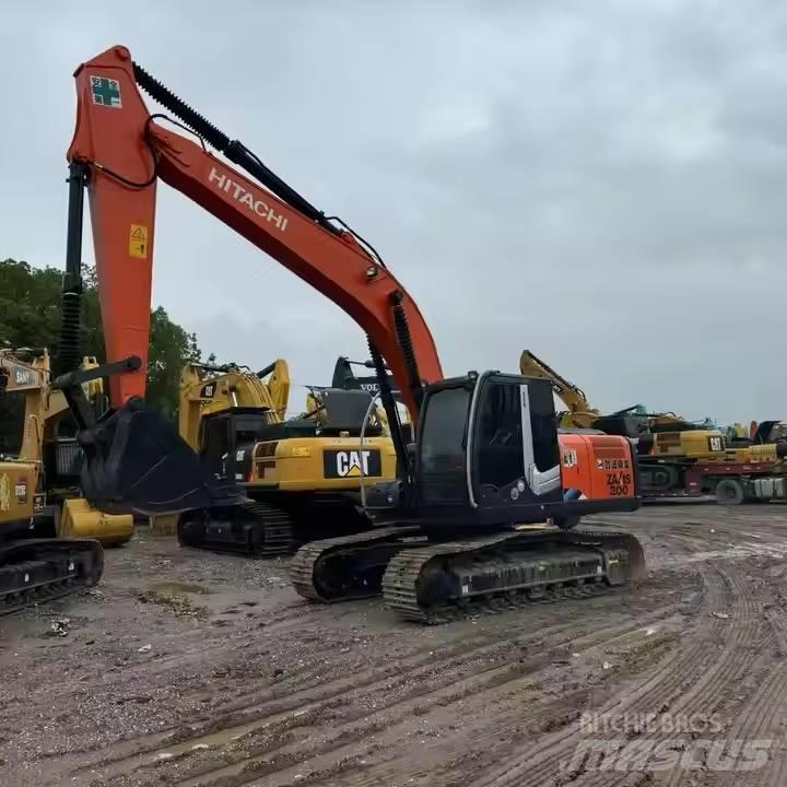 Hitachi ZX200 Roomikekskavaatorid