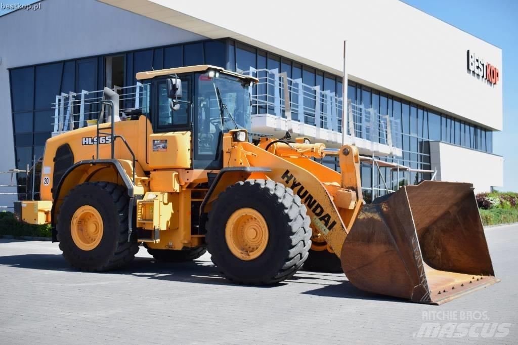 Hyundai HL 965 Rataslaadurid