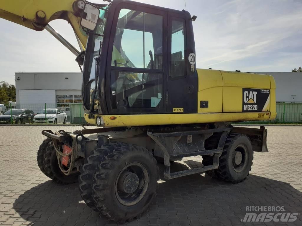 CAT M 322 D Ratasekskavaatorid