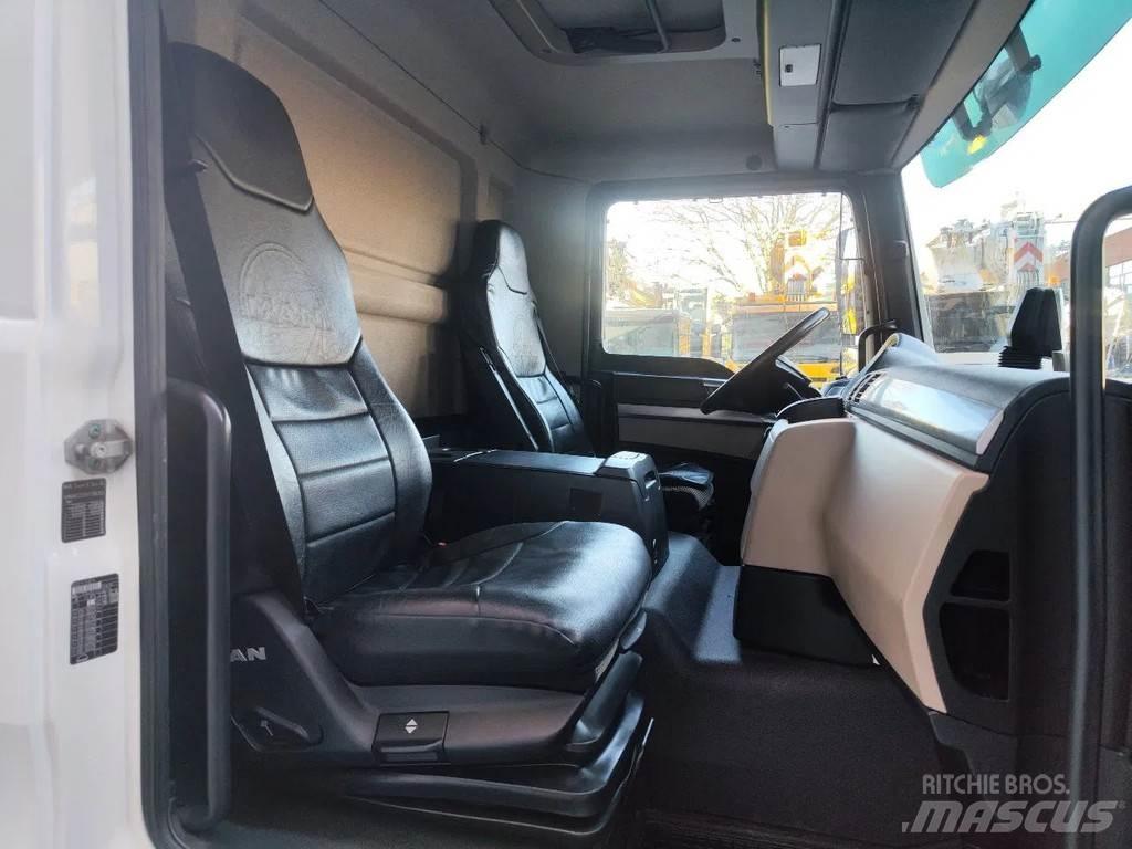 MAN TGL 8.220 4x2 Raamautod