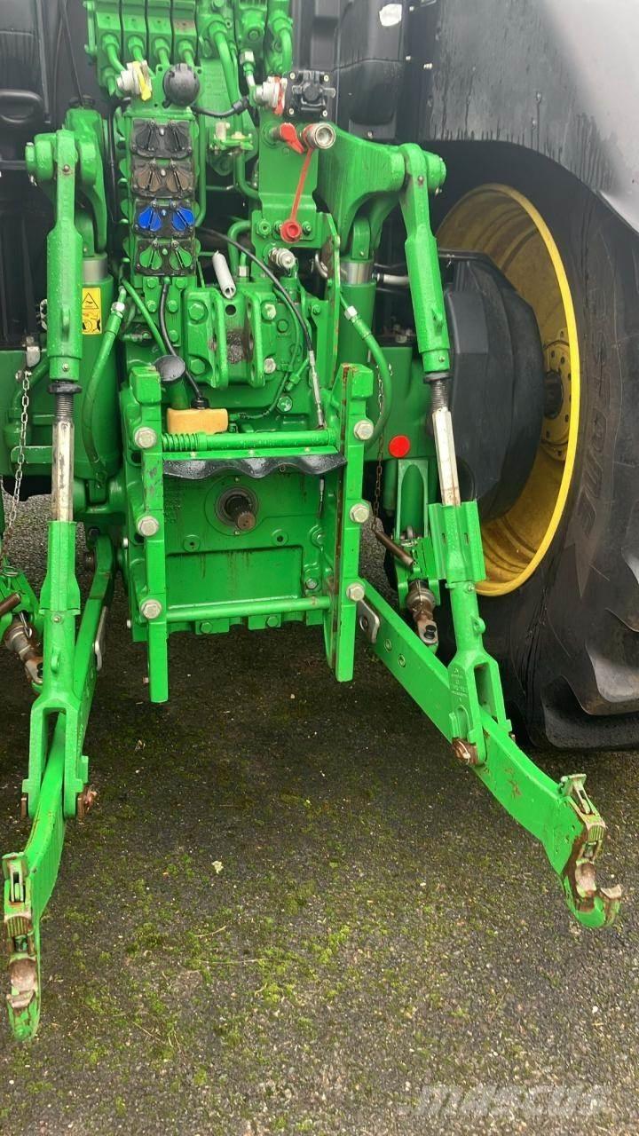 John Deere 6230R Traktorid