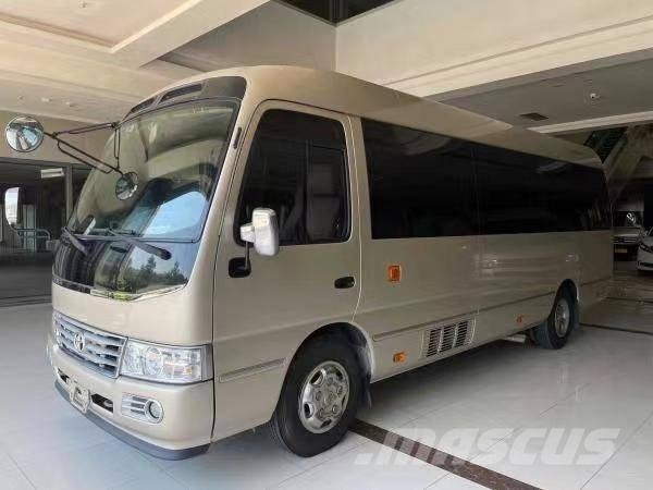 Toyota Coaster Bus Väikebussid