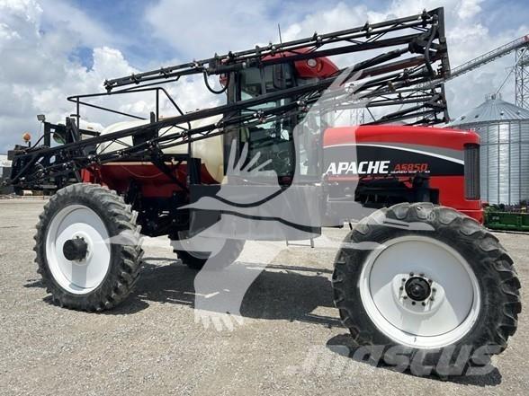 Apache AS850 Iseliikuvad pritsid