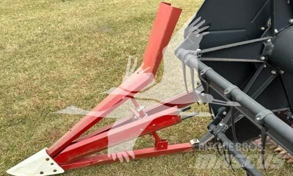 Case IH 1020 Kombainide heedrid