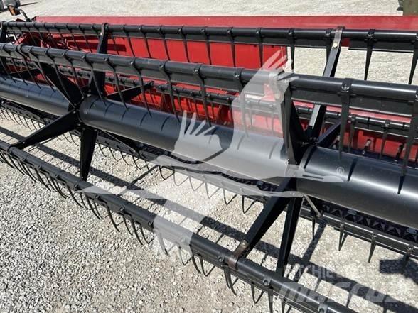 Case IH 1020 Kombainide heedrid