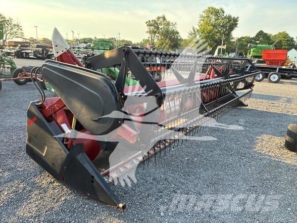 Case IH 1020 Kombainide heedrid