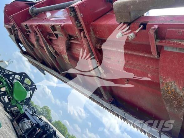 Case IH 1020 Kombainide heedrid
