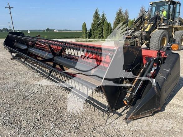Case IH 1020 Kombainide heedrid