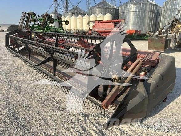 Case IH 1020 Kombainide heedrid