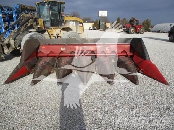 Case IH 1063 Kombainide heedrid