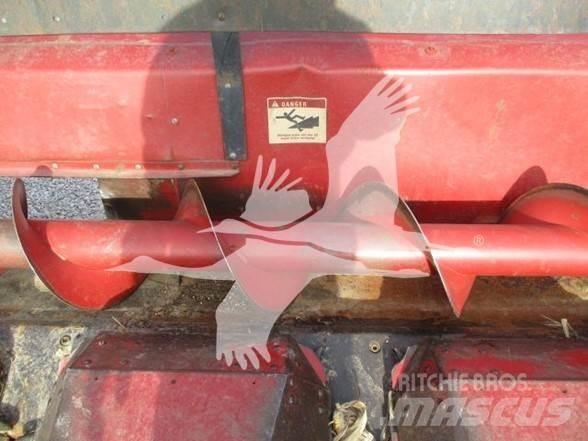 Case IH 1063 Kombainide heedrid