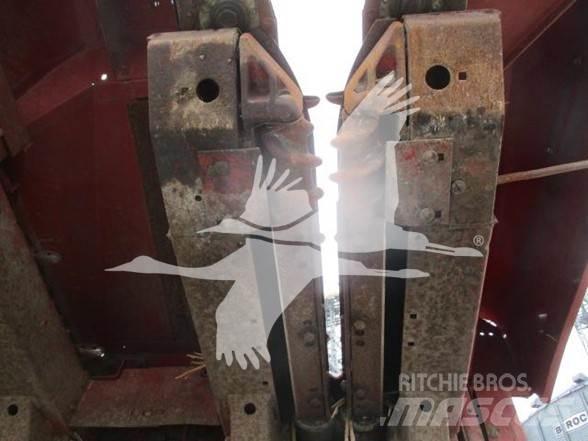 Case IH 1063 Kombainide heedrid