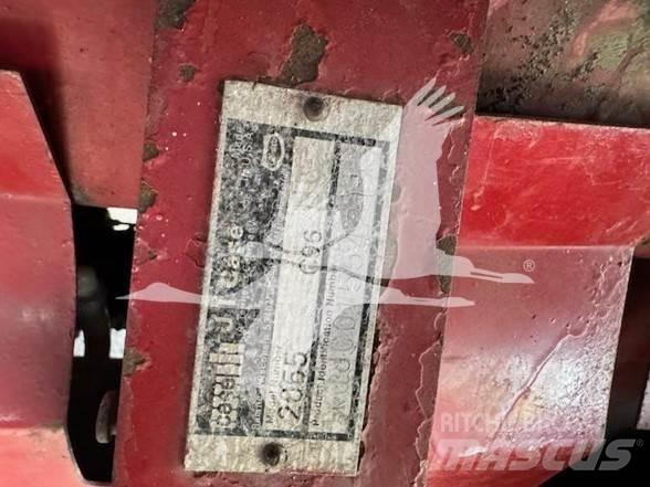 Case IH 2055 Teraviljakombainid