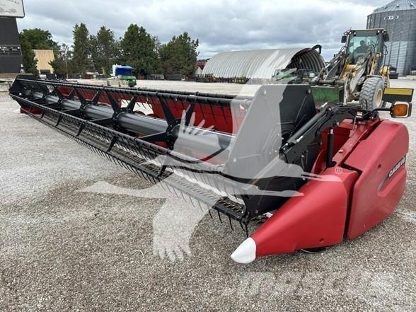 Case IH 3020 Kombainide heedrid