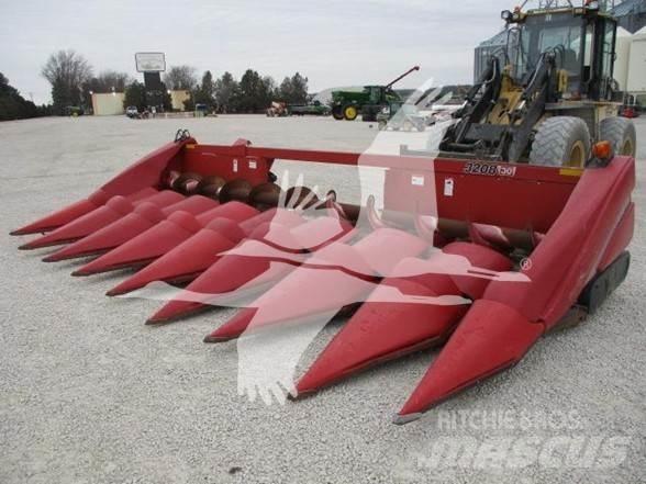 Case IH 3208 Kombainide heedrid
