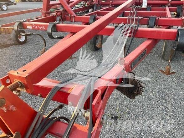 Case IH 4300 Kultivaatorid