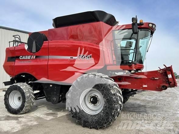 Case IH 7010 Teraviljakombainid