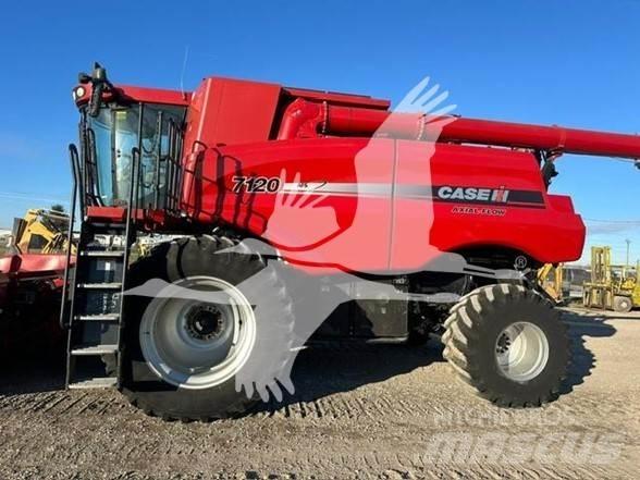 Case IH 7120 Teraviljakombainid