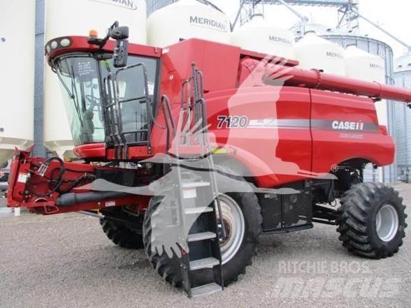 Case IH 7120 Teraviljakombainid