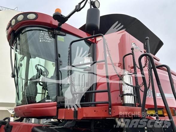 Case IH 8010 Teraviljakombainid