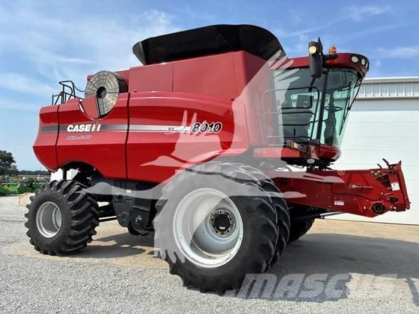 Case IH 8010 Teraviljakombainid