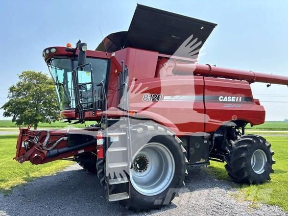 Case IH 8120 Teraviljakombainid