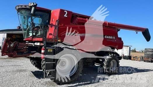 Case IH 8240 Teraviljakombainid
