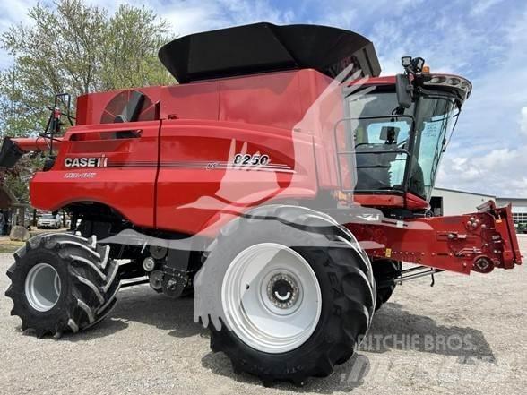 Case IH 8250 Teraviljakombainid