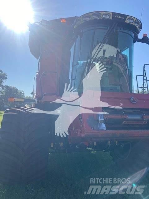 Case IH 8250 Teraviljakombainid