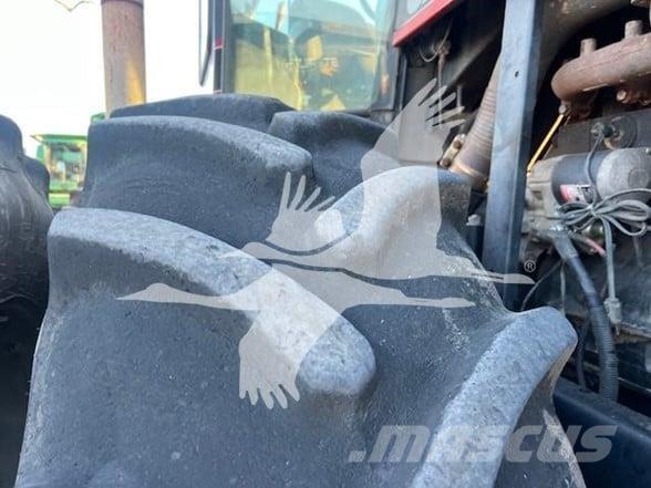 Case IH 9330 Traktorid