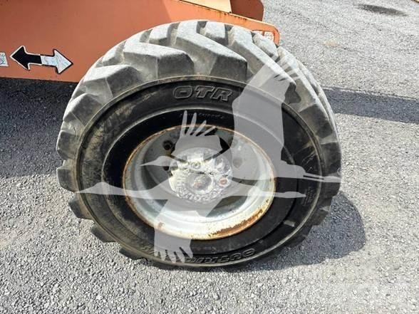 JLG 400S Teleskoop poomtõstukid