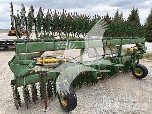 John Deere 400 Muud mullaharimismasinad ja tarvikud