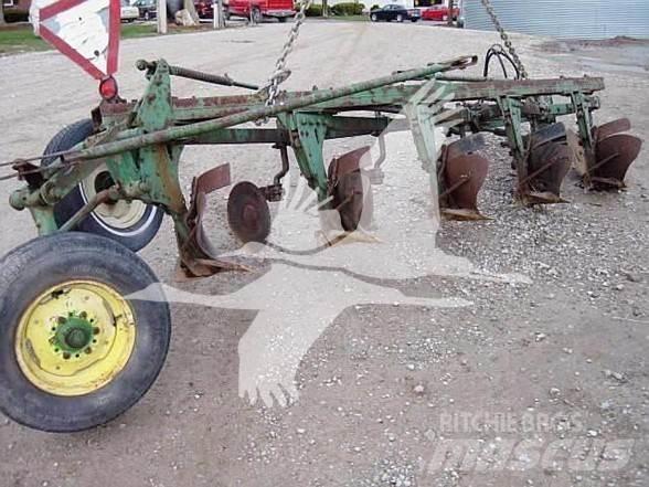 John Deere 514 Pöördadrad