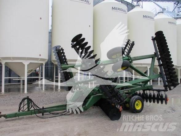 John Deere 630 Randaalid
