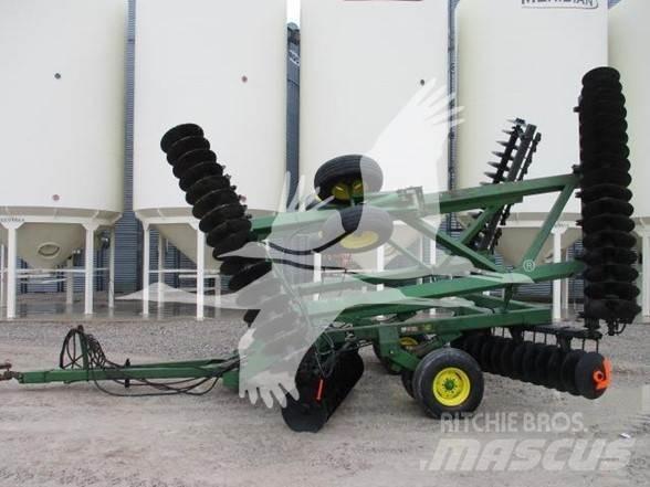 John Deere 630 Randaalid